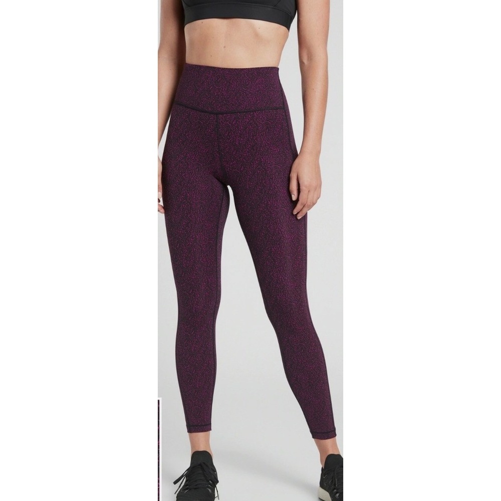 Athleta Ultimate Stash Textured 7/8 Tight Purple & Black Nylon Leggings Womens S
